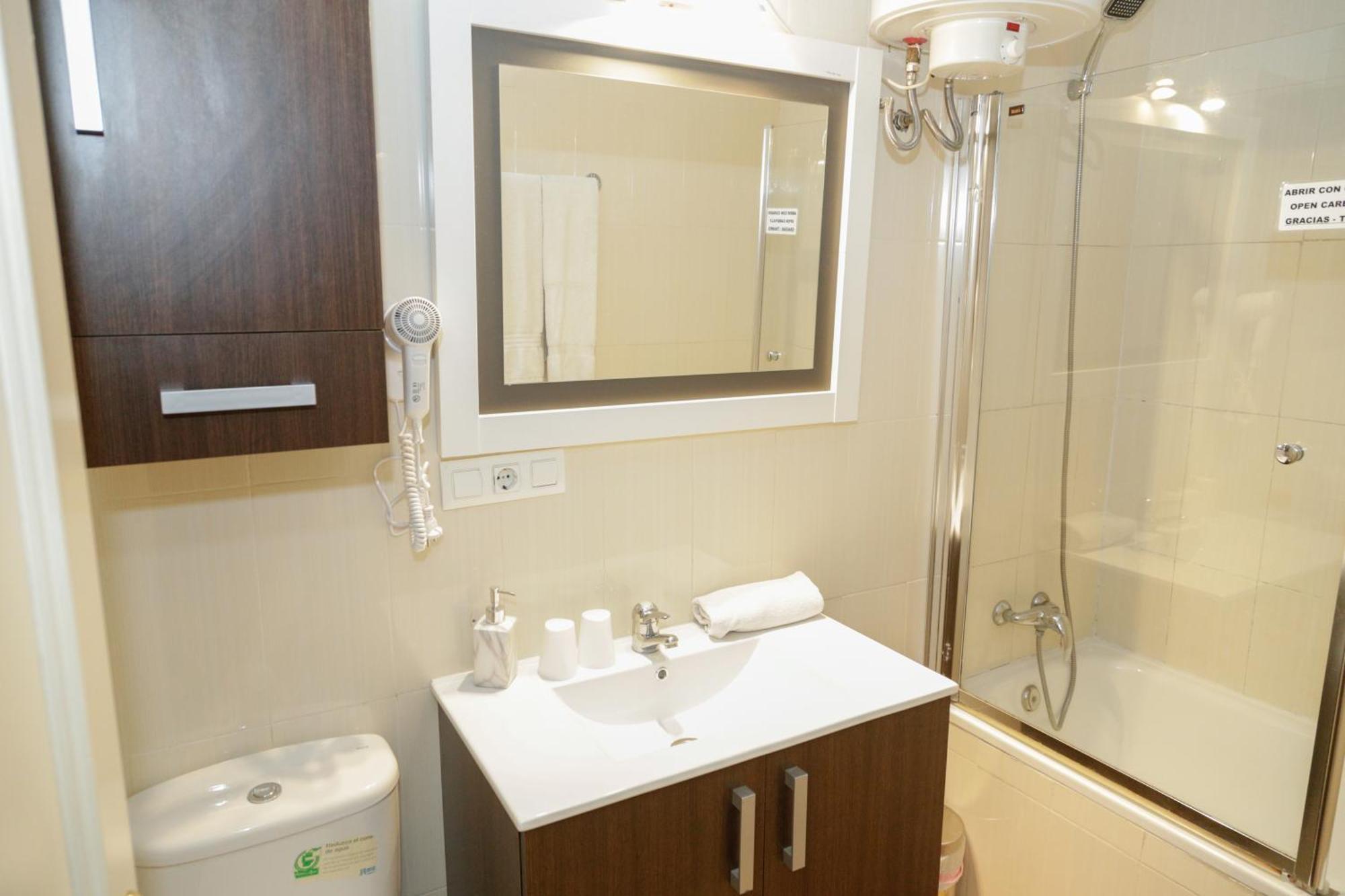 Pension Internacional Cordoba Room photo